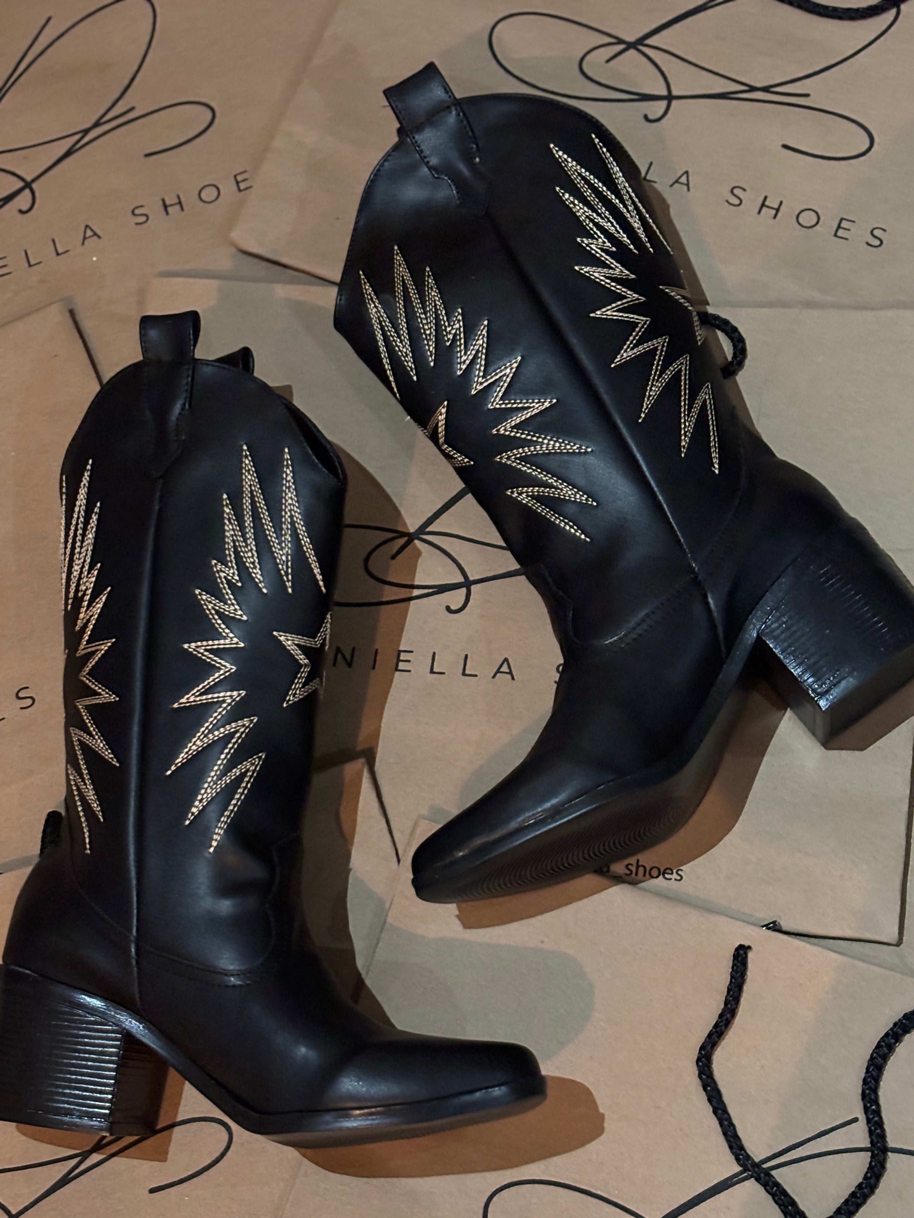 BOTA "RAMONA"