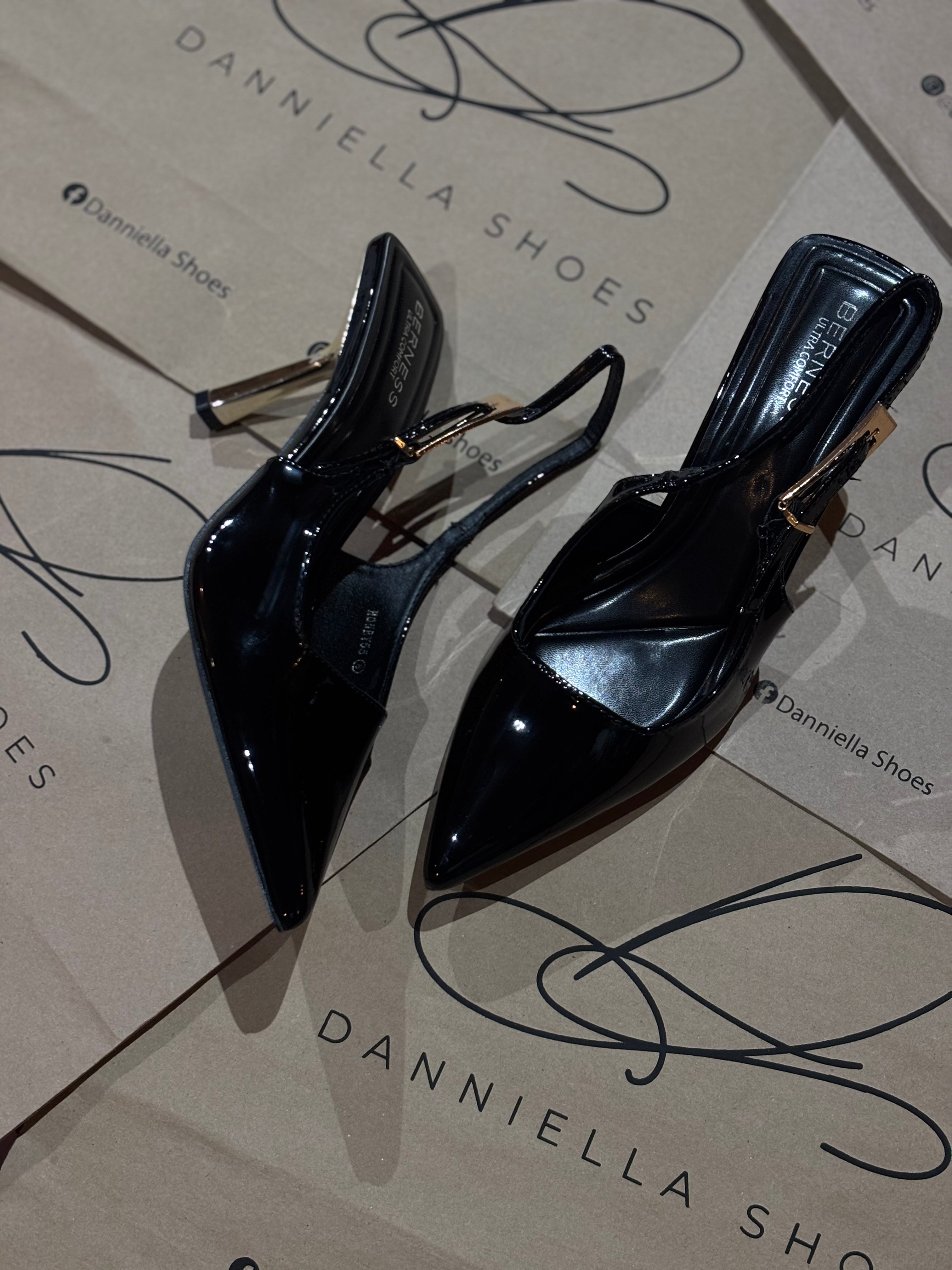 Zapatilla "Olivia" negro