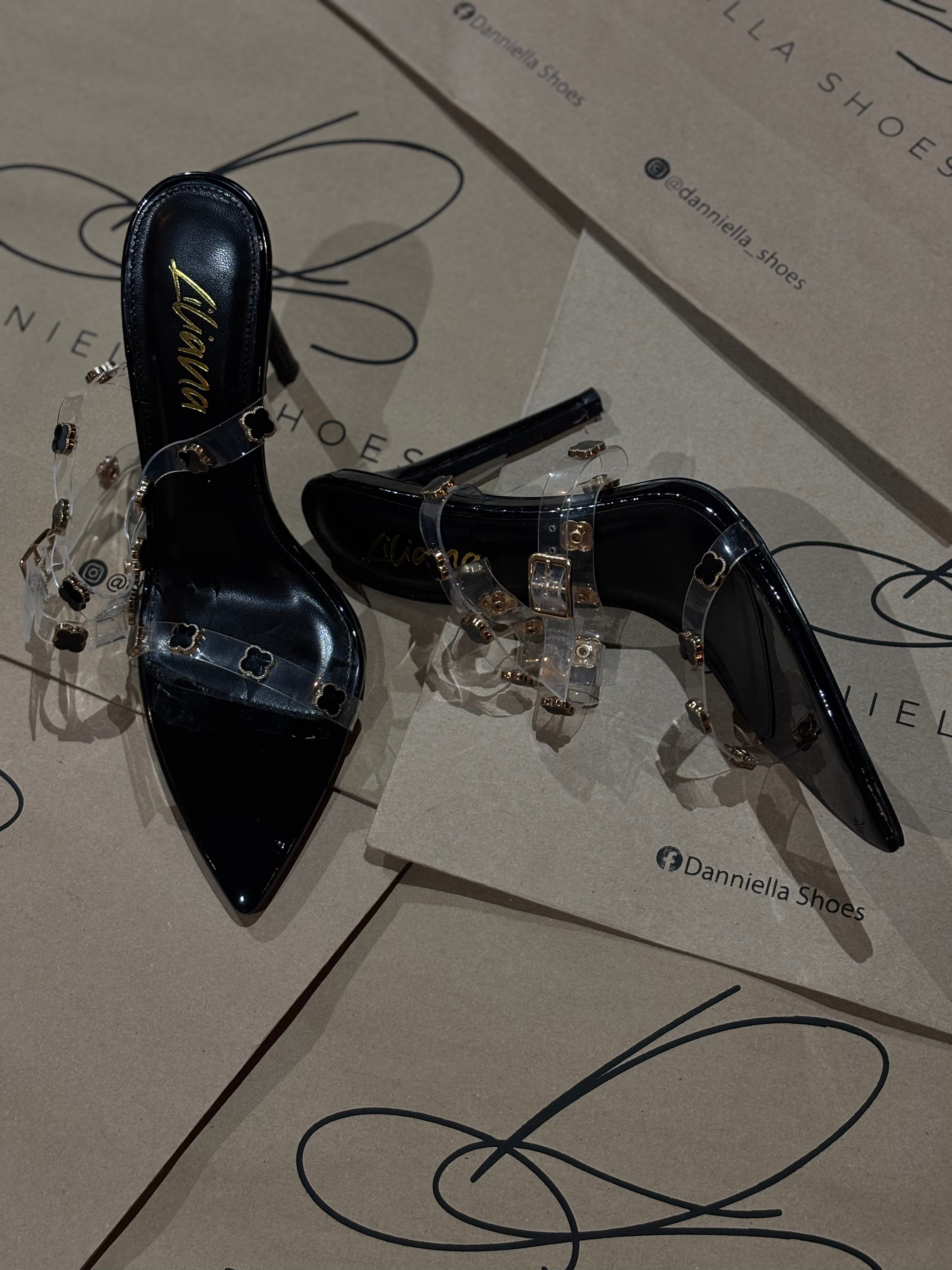 Zapatilla "Van Cleef" negro